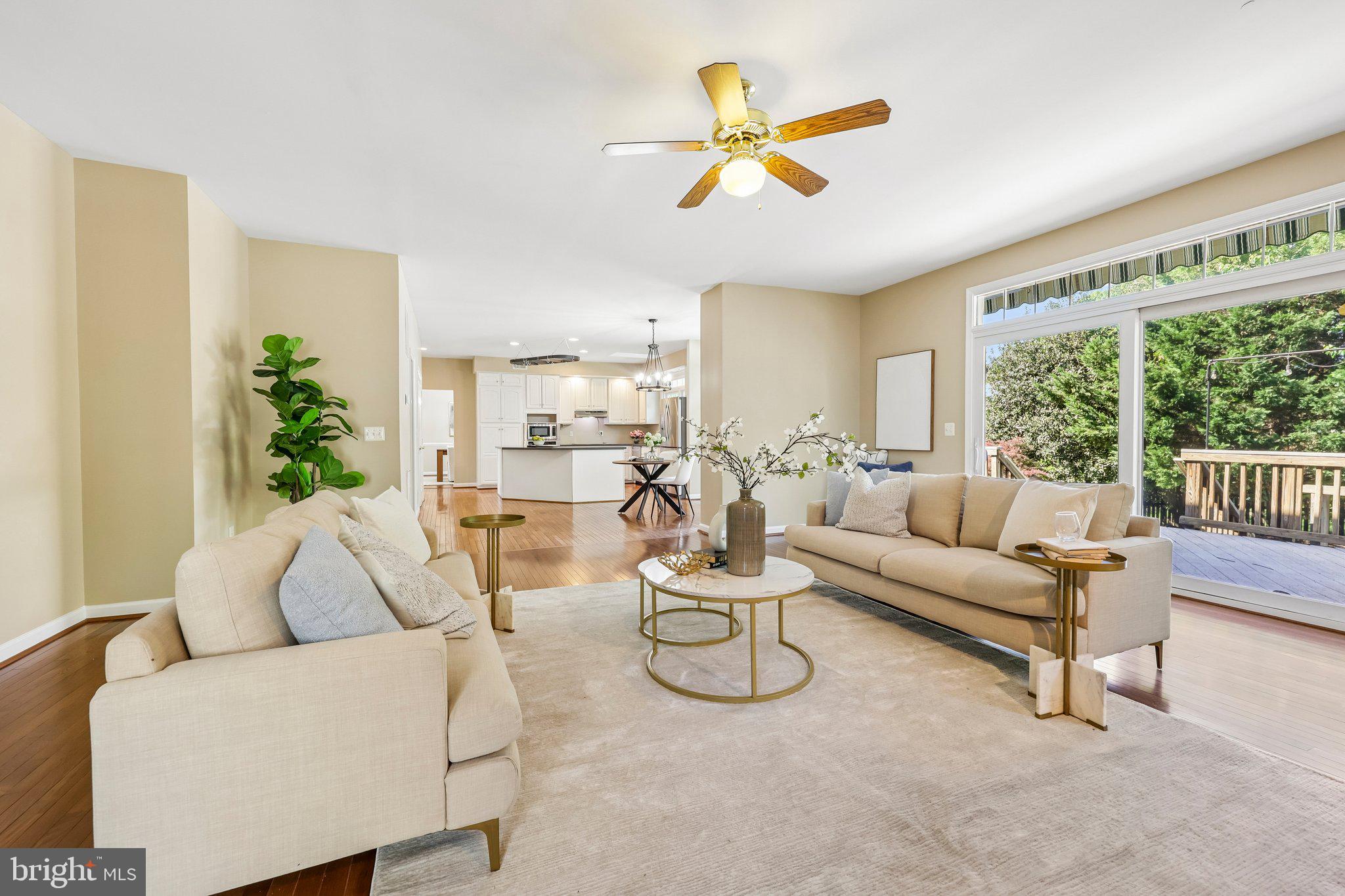 ASHBURN FARM - Residential