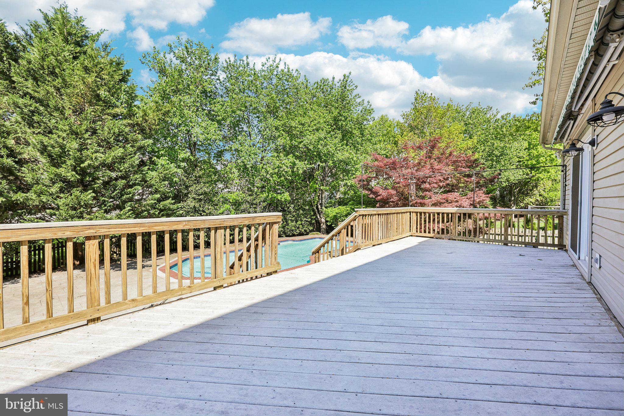 ASHBURN FARM - Residential