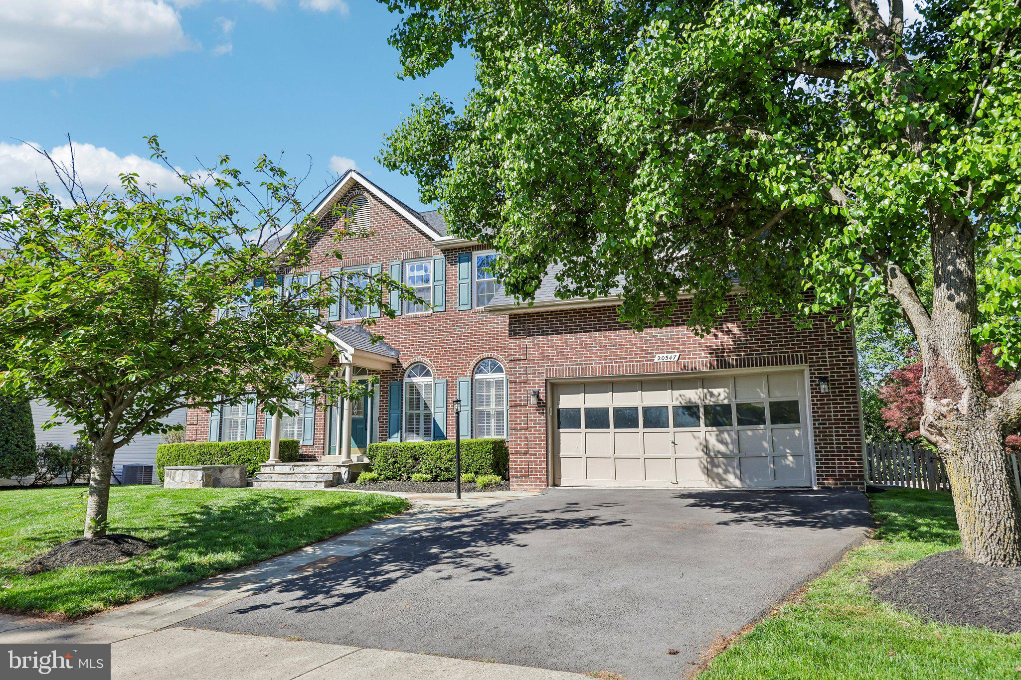 ASHBURN FARM - Residential