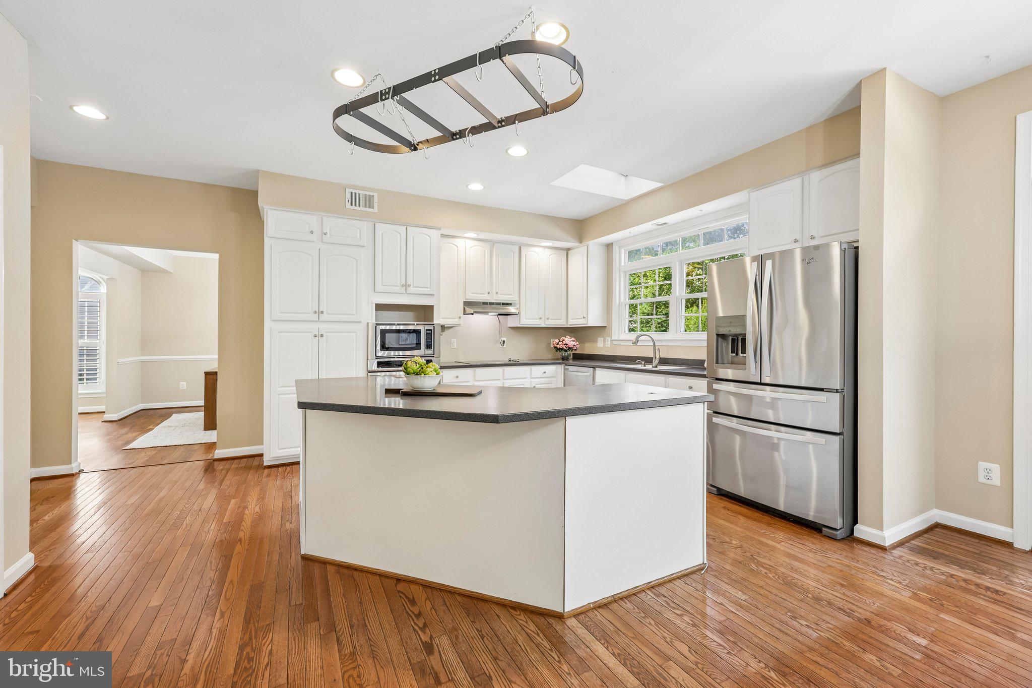 ASHBURN FARM - Residential