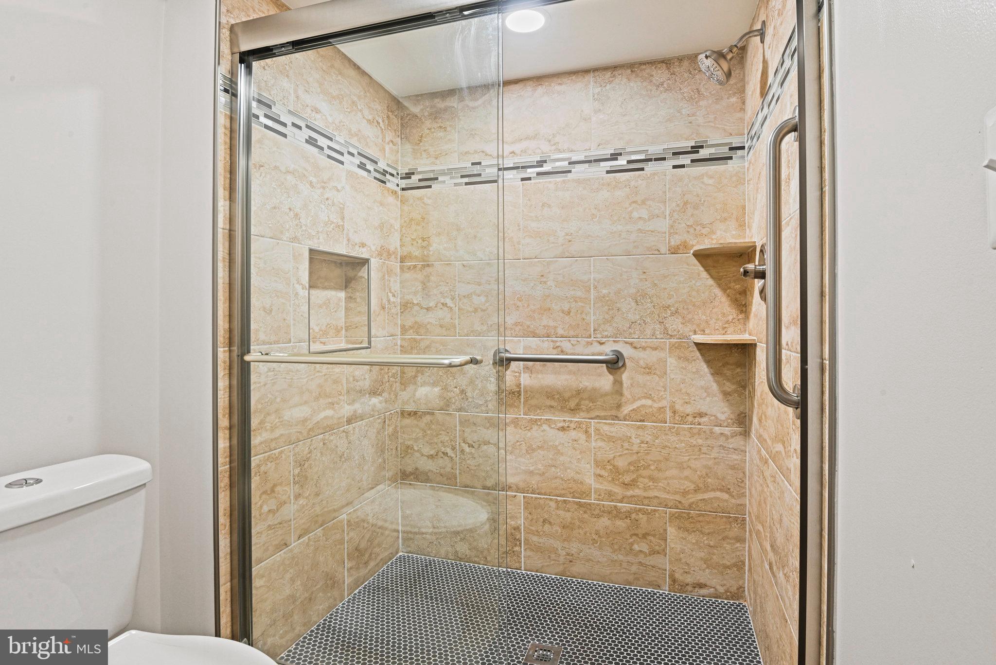 CHANTILLY HIGHLANDS - Residential Lease