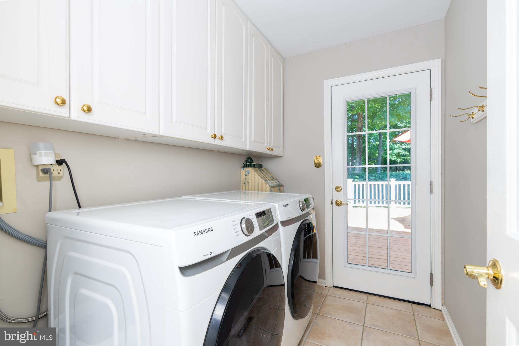 BROOKFIELD - Residential