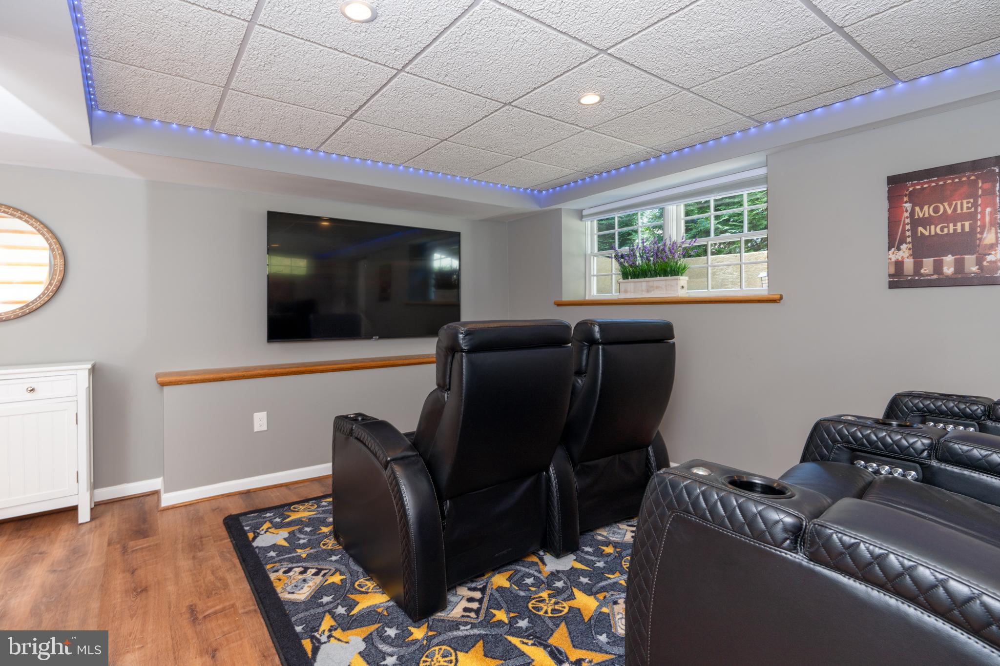 BROOKFIELD - Residential