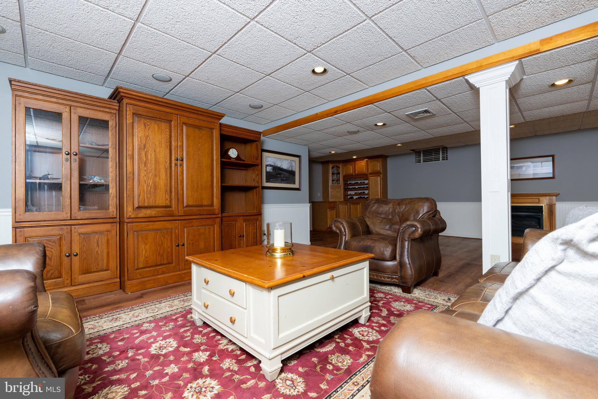 BROOKFIELD - Residential