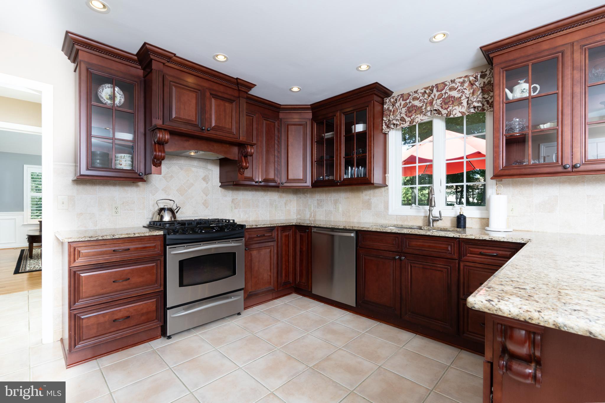 BROOKFIELD - Residential