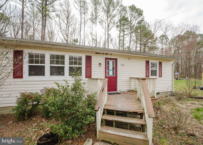 128 FOREST ROAD