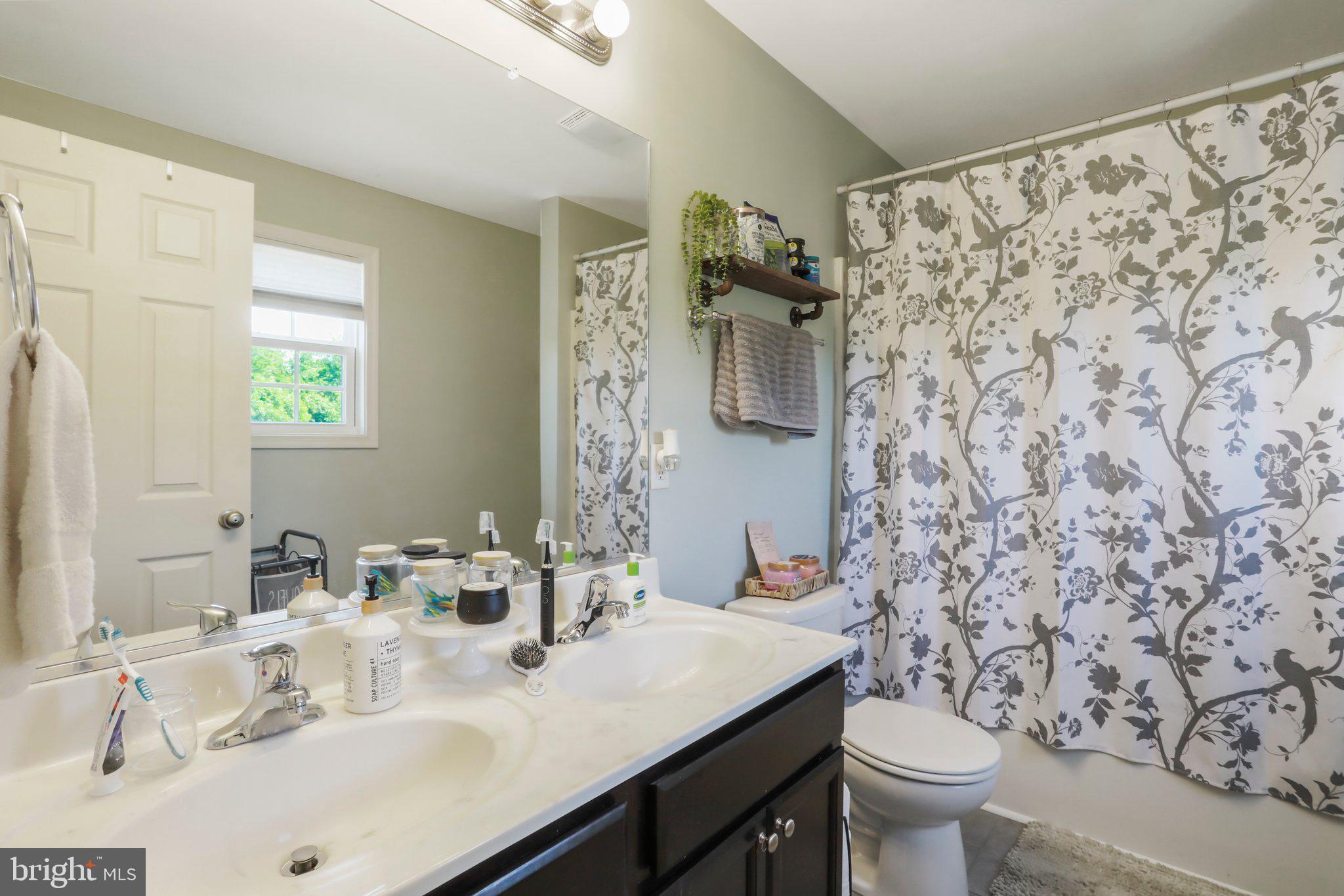 INWOOD MEADOWS - Residential