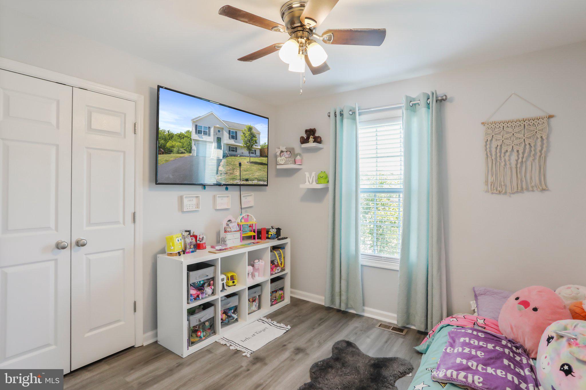 INWOOD MEADOWS - Residential