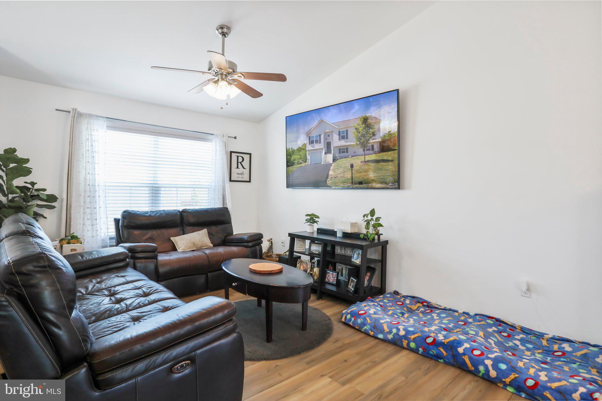 INWOOD MEADOWS - Residential