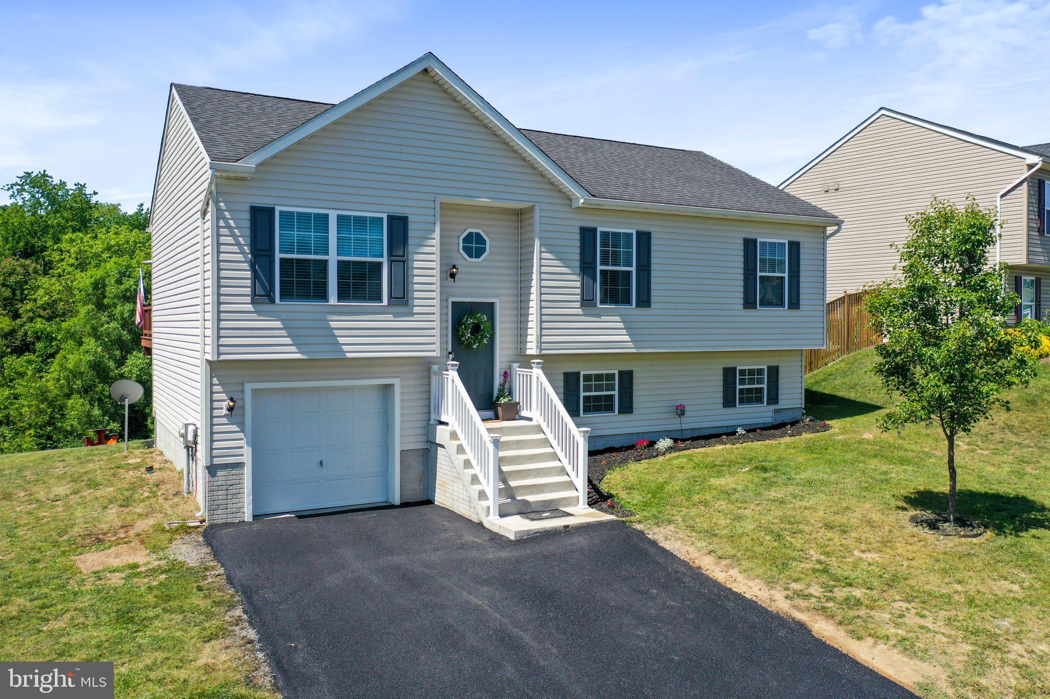 INWOOD MEADOWS - Residential