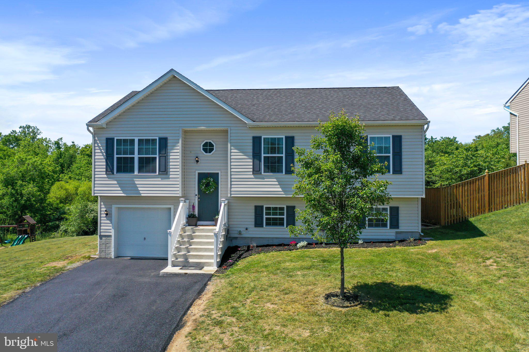 INWOOD MEADOWS - Residential