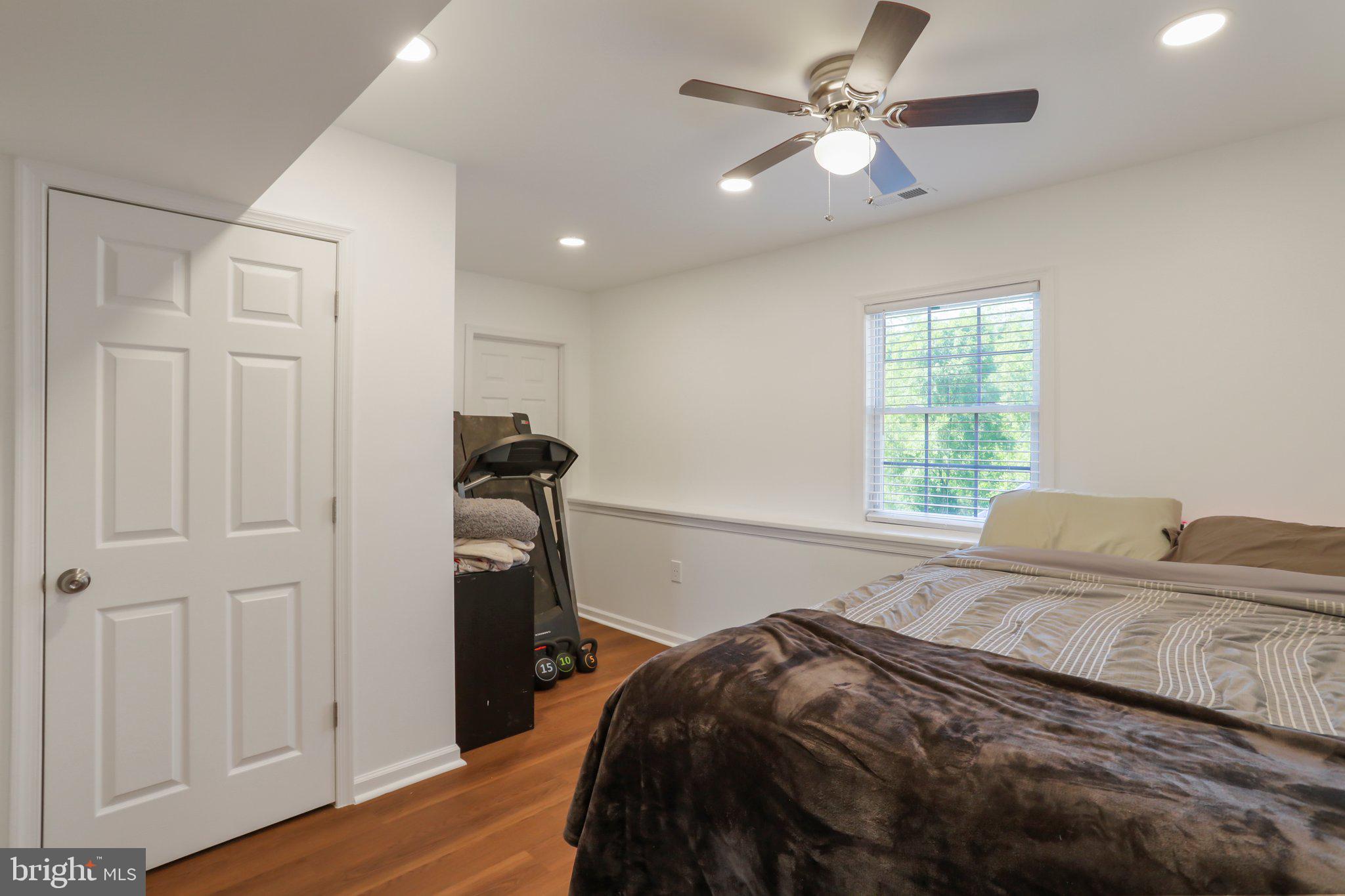 INWOOD MEADOWS - Residential