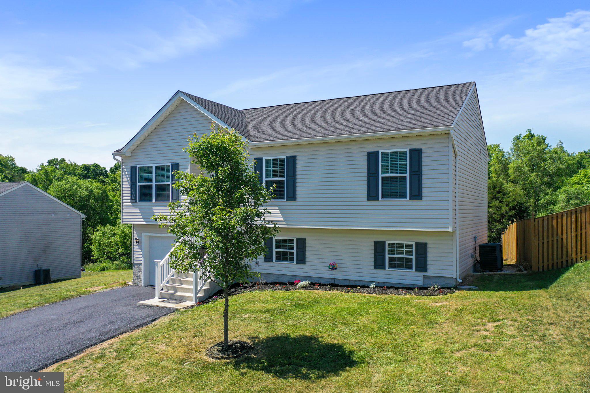 INWOOD MEADOWS - Residential