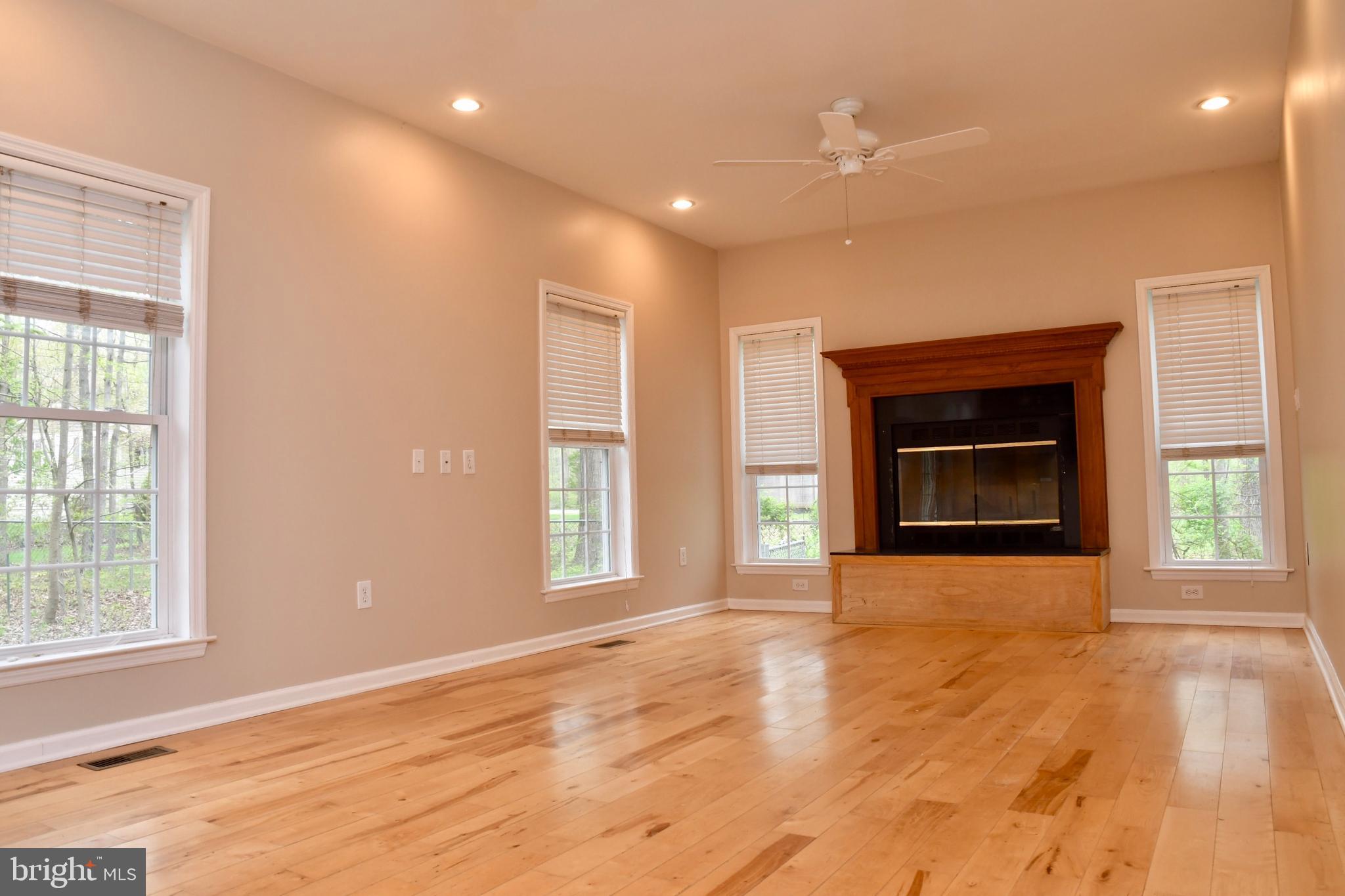 BARRISON POINT - Residential