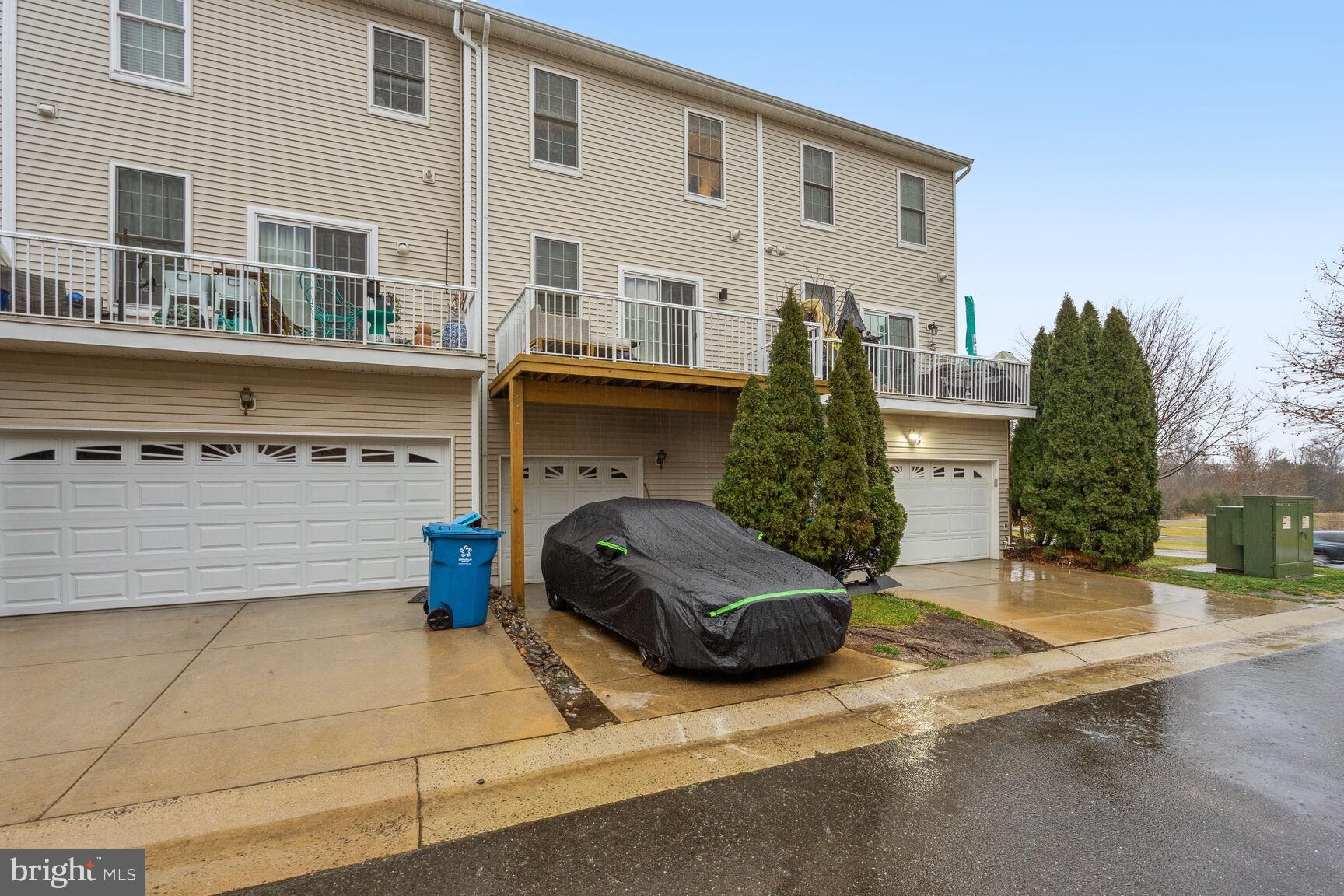 AMBERLEA AT SOUTH RIDING - Residential