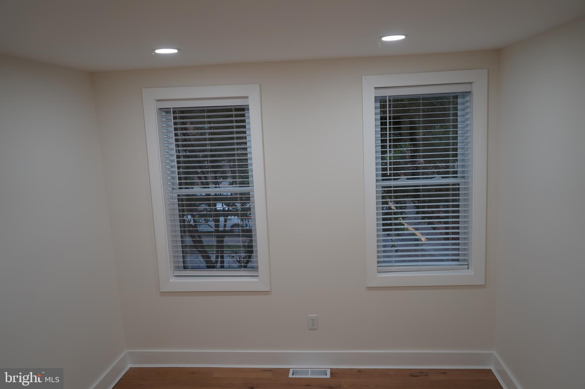 SETON HILL - Residential