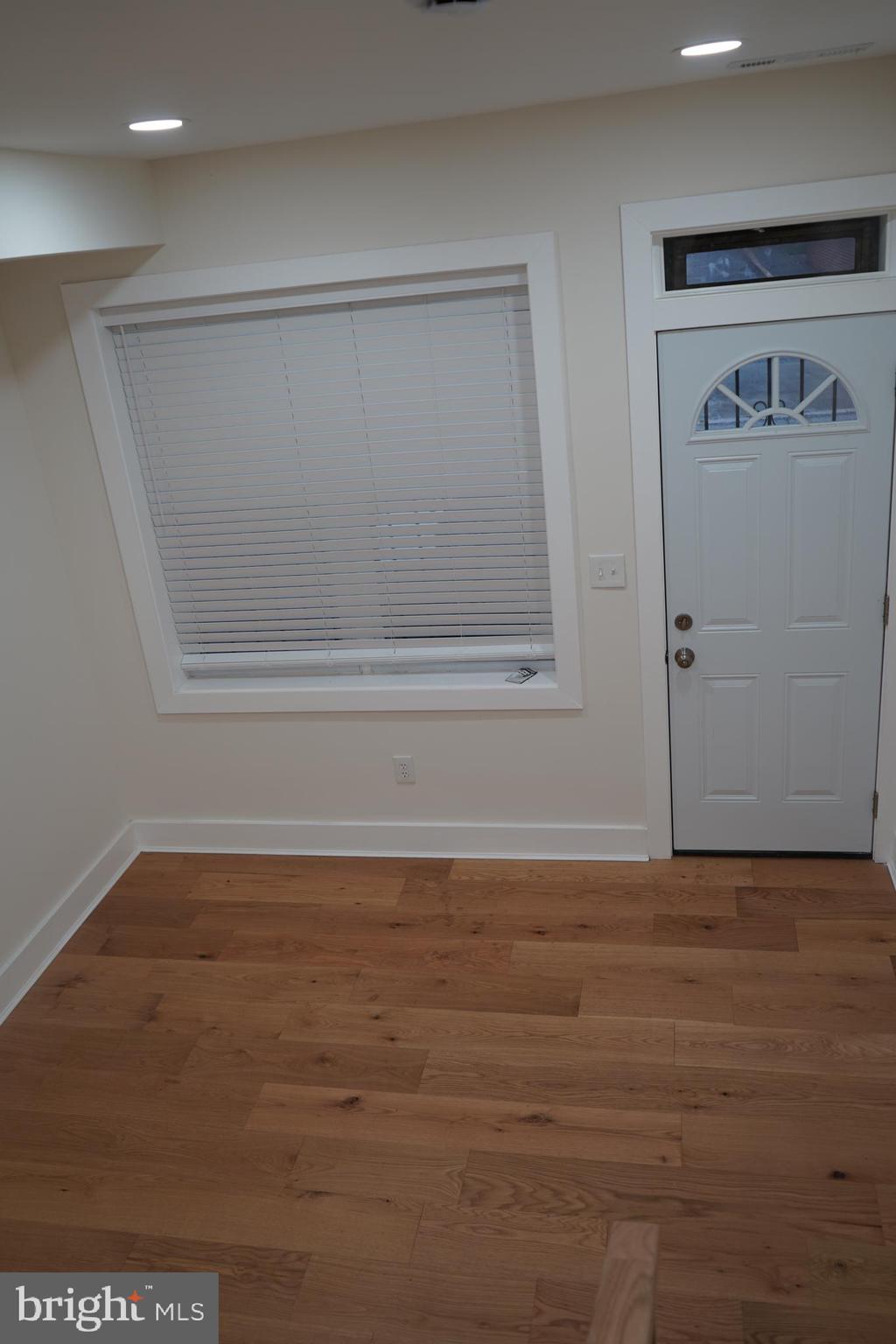 SETON HILL - Residential