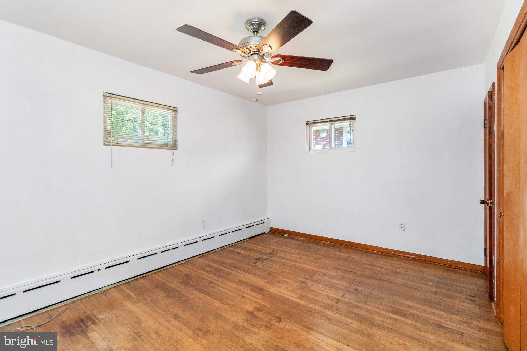 BAUERNSCHMIDT MANOR - Residential Lease