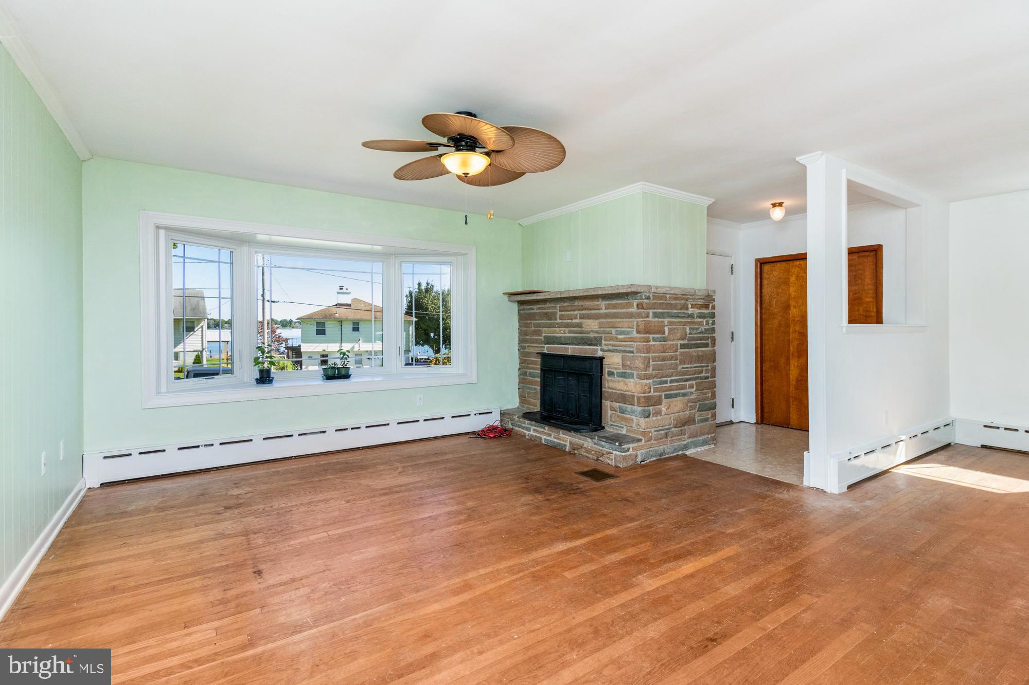 BAUERNSCHMIDT MANOR - Residential Lease