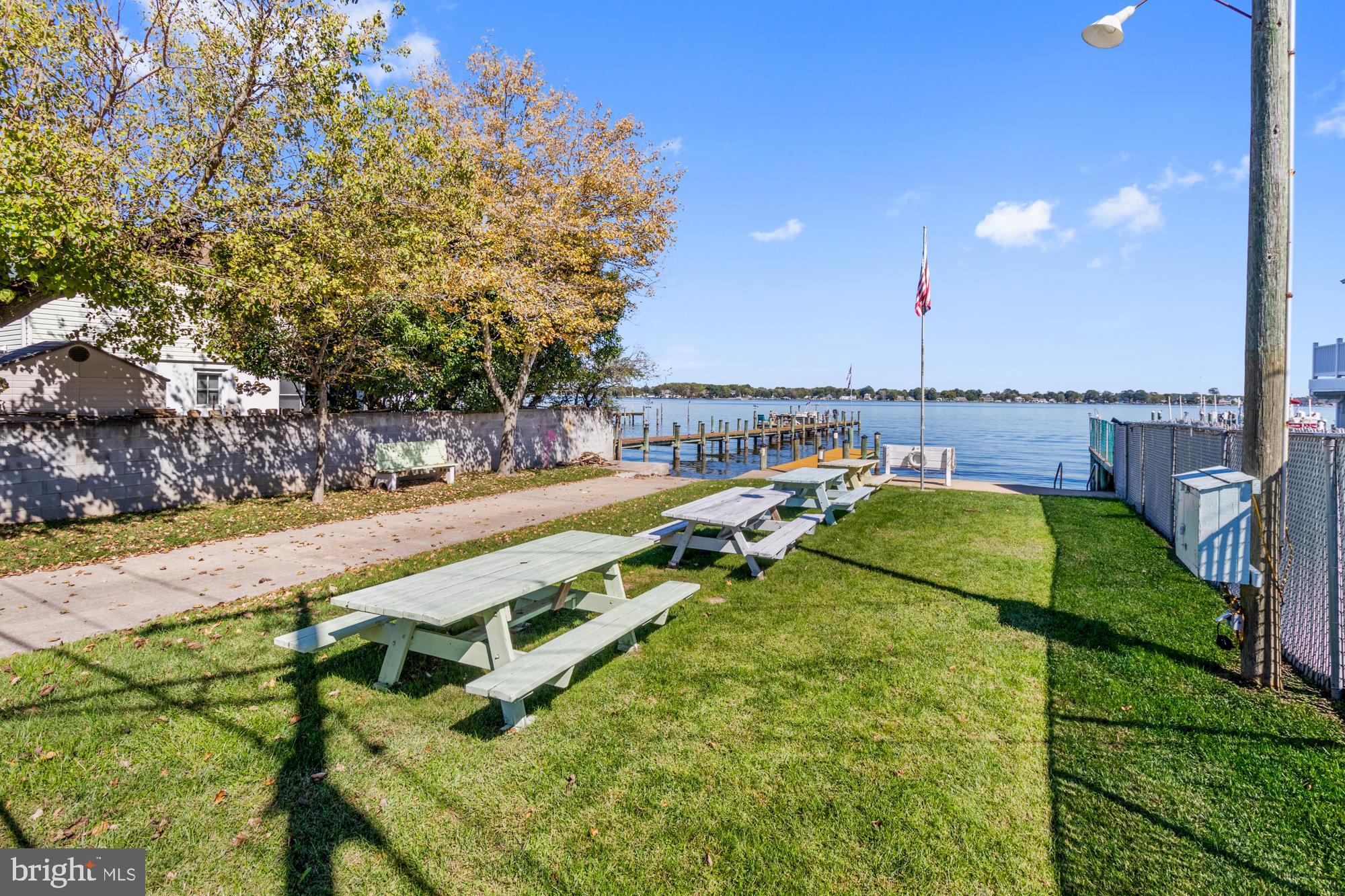 BAUERNSCHMIDT MANOR - Residential Lease