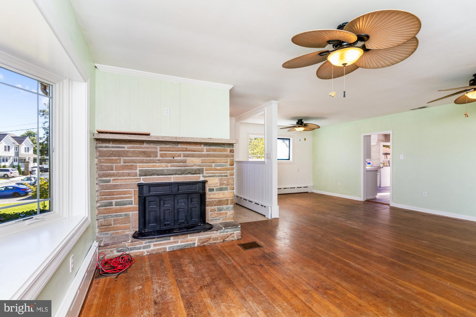 BAUERNSCHMIDT MANOR - Residential Lease