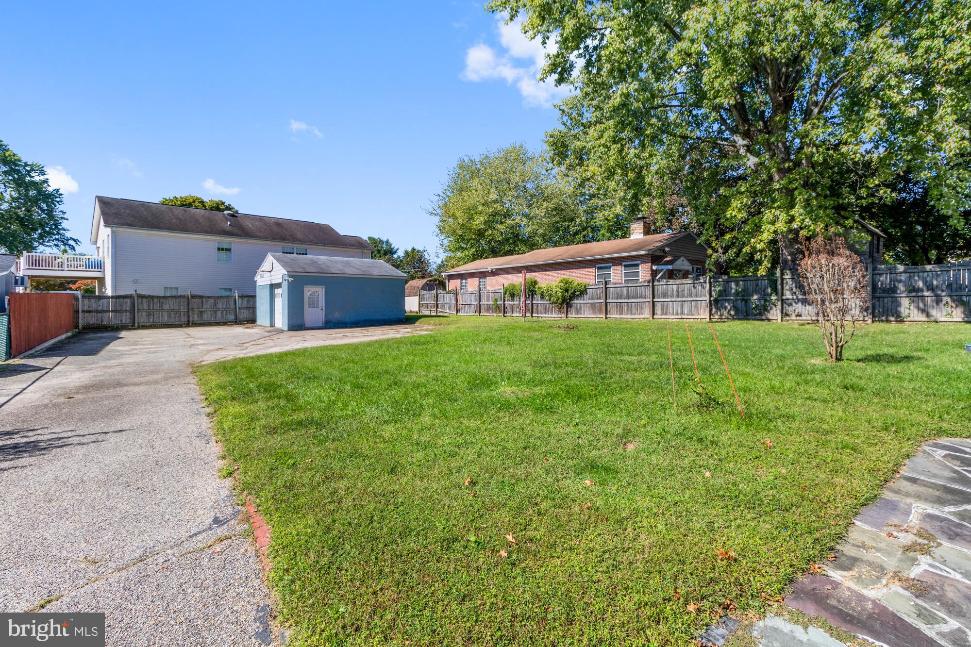 BAUERNSCHMIDT MANOR - Residential Lease