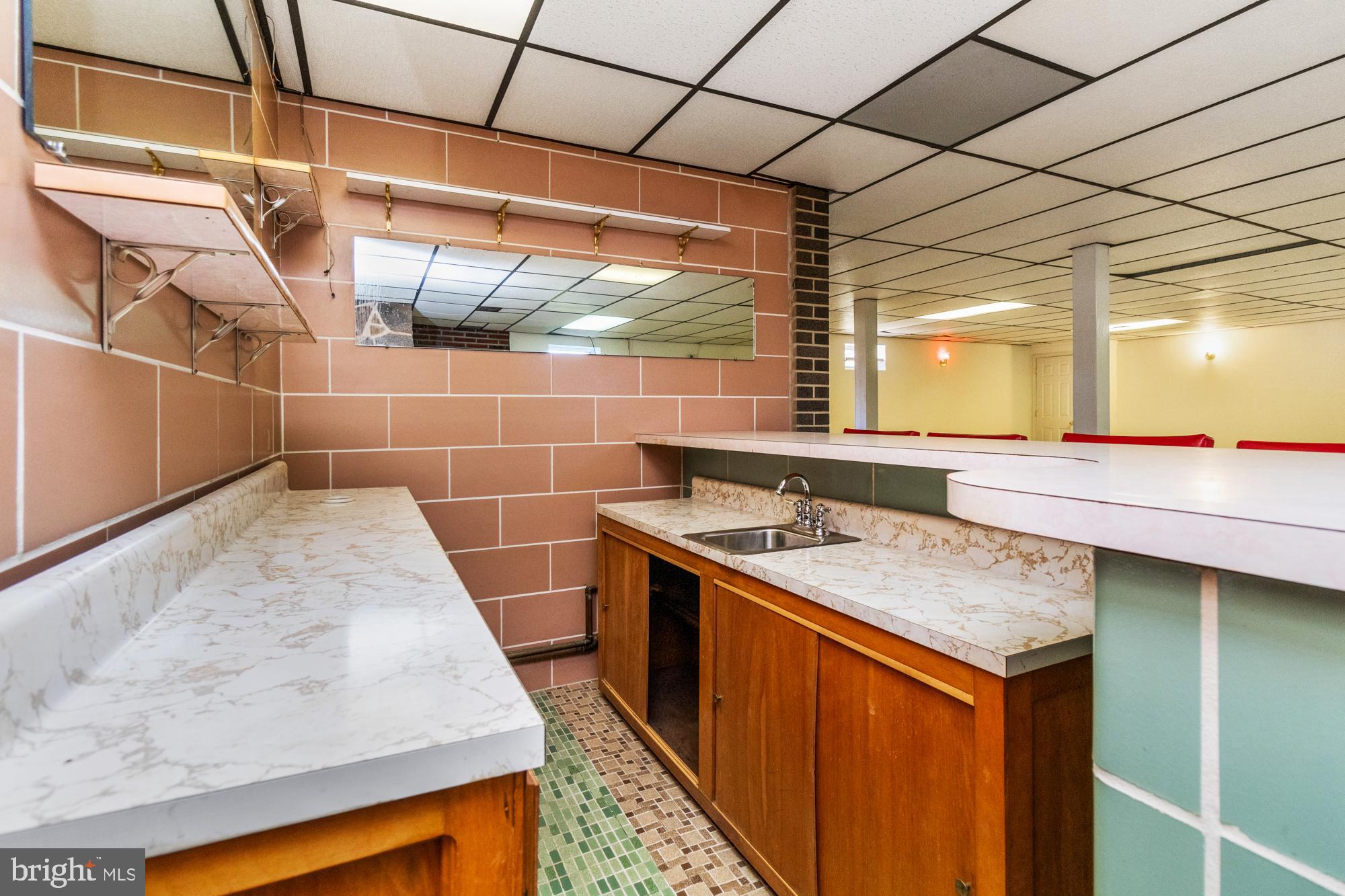 BAUERNSCHMIDT MANOR - Residential Lease