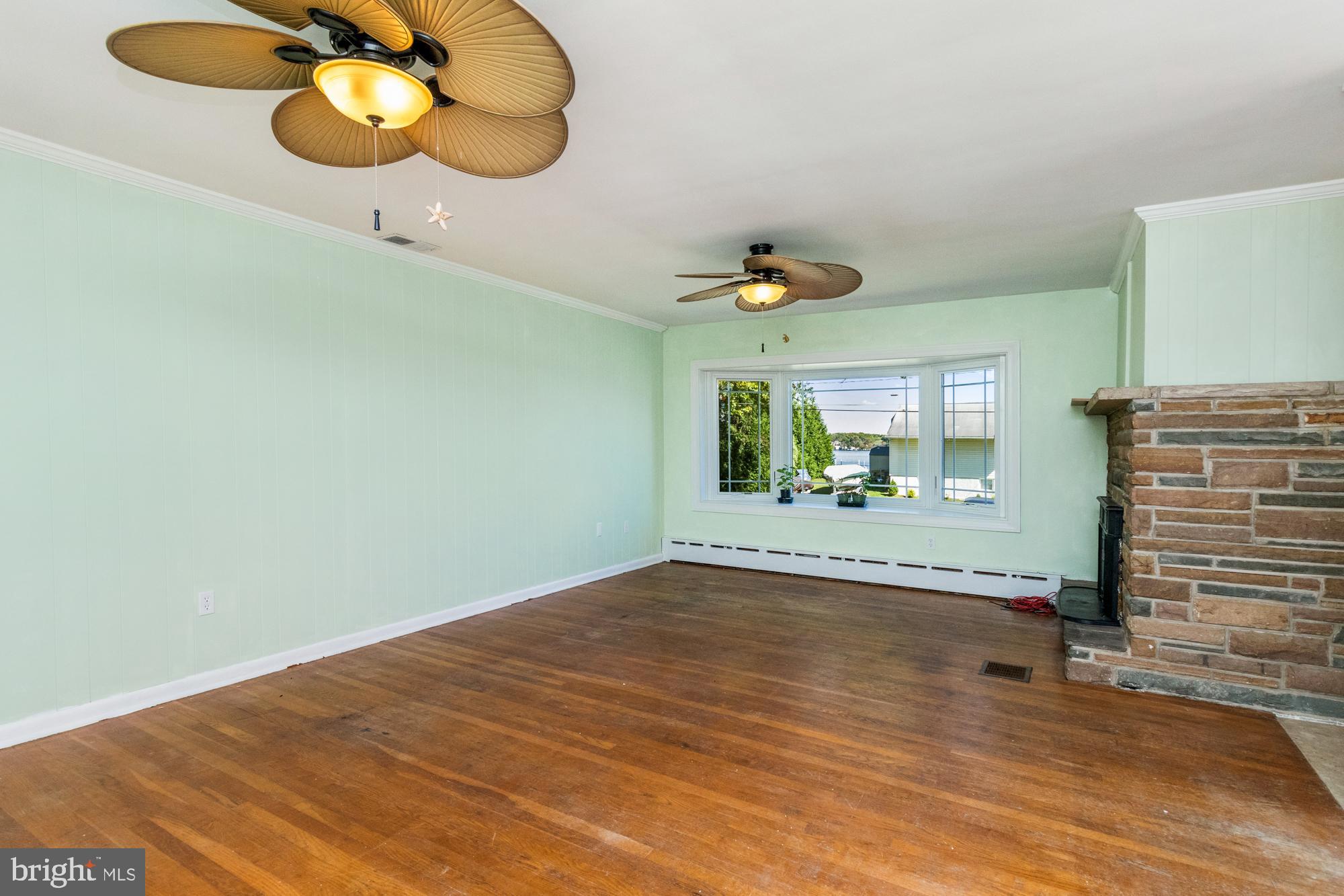 BAUERNSCHMIDT MANOR - Residential Lease