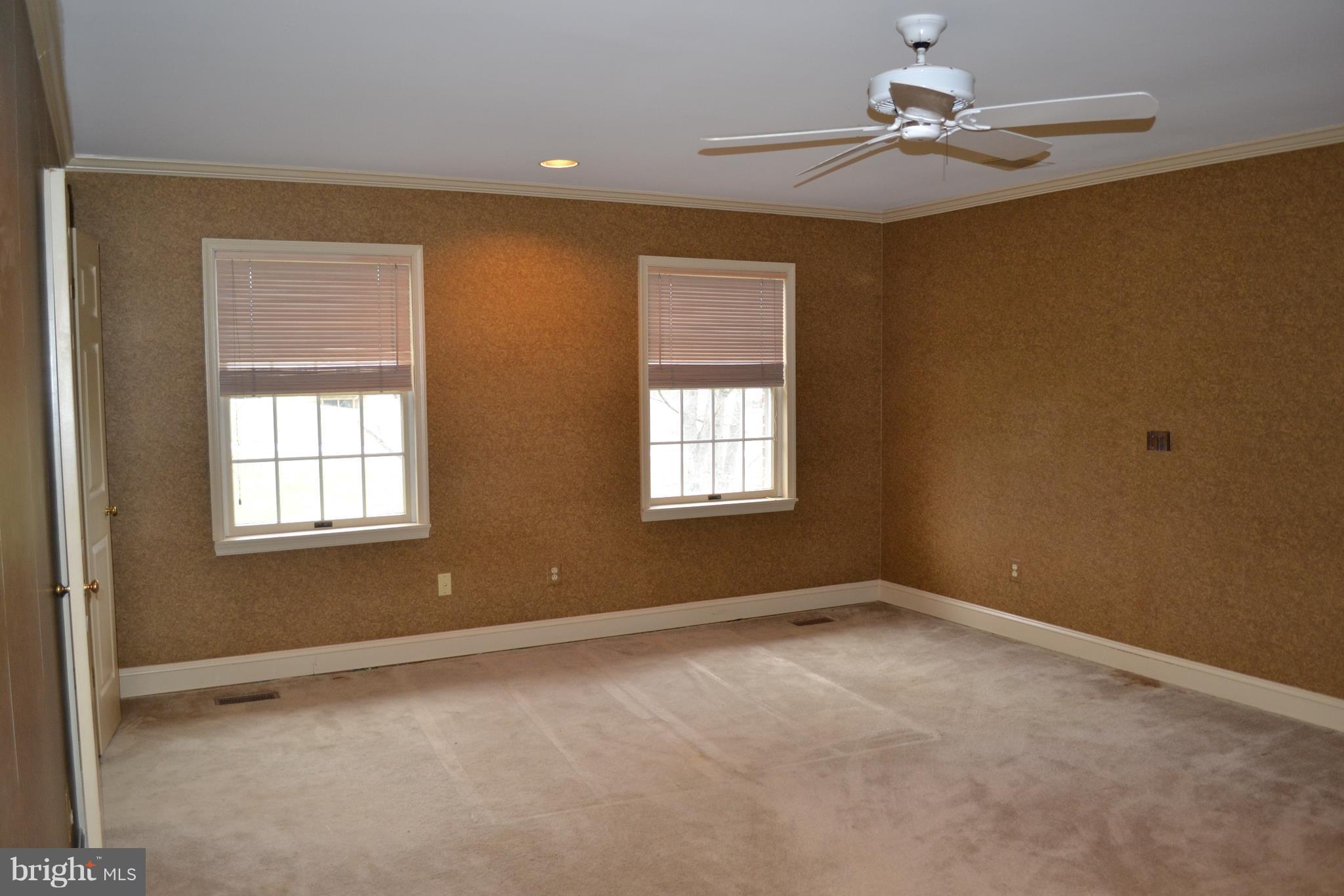 FIVE SPRINGS - Residential Lease