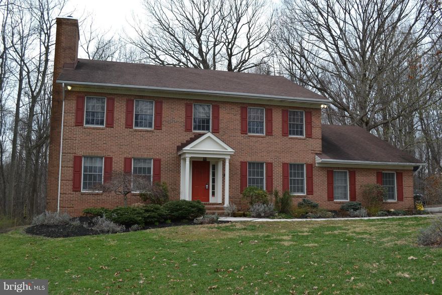 WELCOME HOME TO THIS WELL MAINTAINED COLONIAL. FEATURES HRWD FLRS THRUOUT MAIN LVL, OPEN STAIRCASE, L/R W/WD BURN FP, MAIN LVL STUDY/DEN + FAM RM OFF OF KIT. KIT BOASTS BOSCH APPLIANCES, GRANITE COUNTERS, STONE ACCENTS, BUTLERS PANTRY & ACCESS TO BACK SCREENED-IN DECK; UPDATED MBA, BRAZILIAN FLRS ON 2ND LVL, FIN L/L W/ FULL BATH, SAUNA, BONUS RM & TONS OF STORAGE! SHORT TERM LEASE ACCEPTED!!