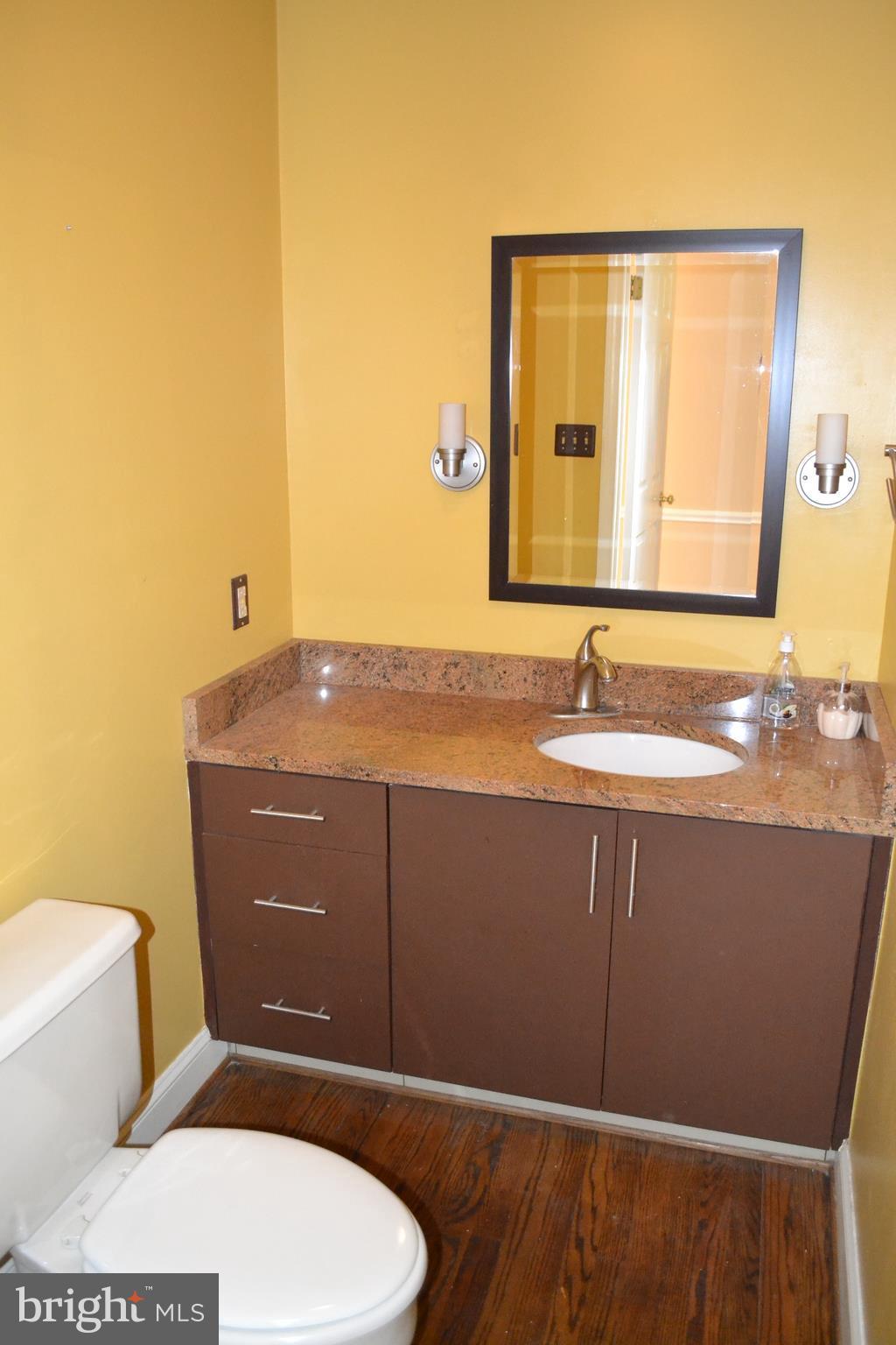 FIVE SPRINGS - Residential Lease