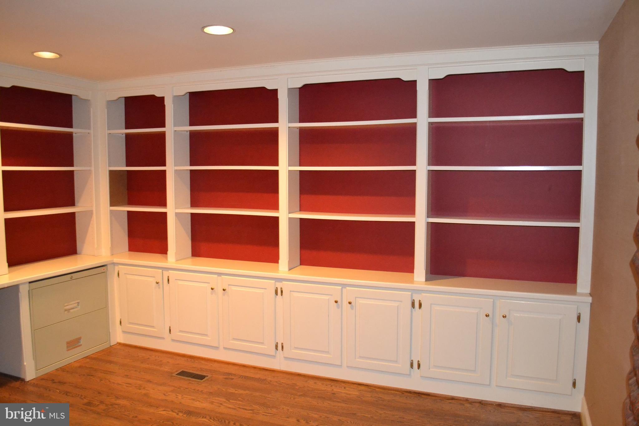 FIVE SPRINGS - Residential Lease