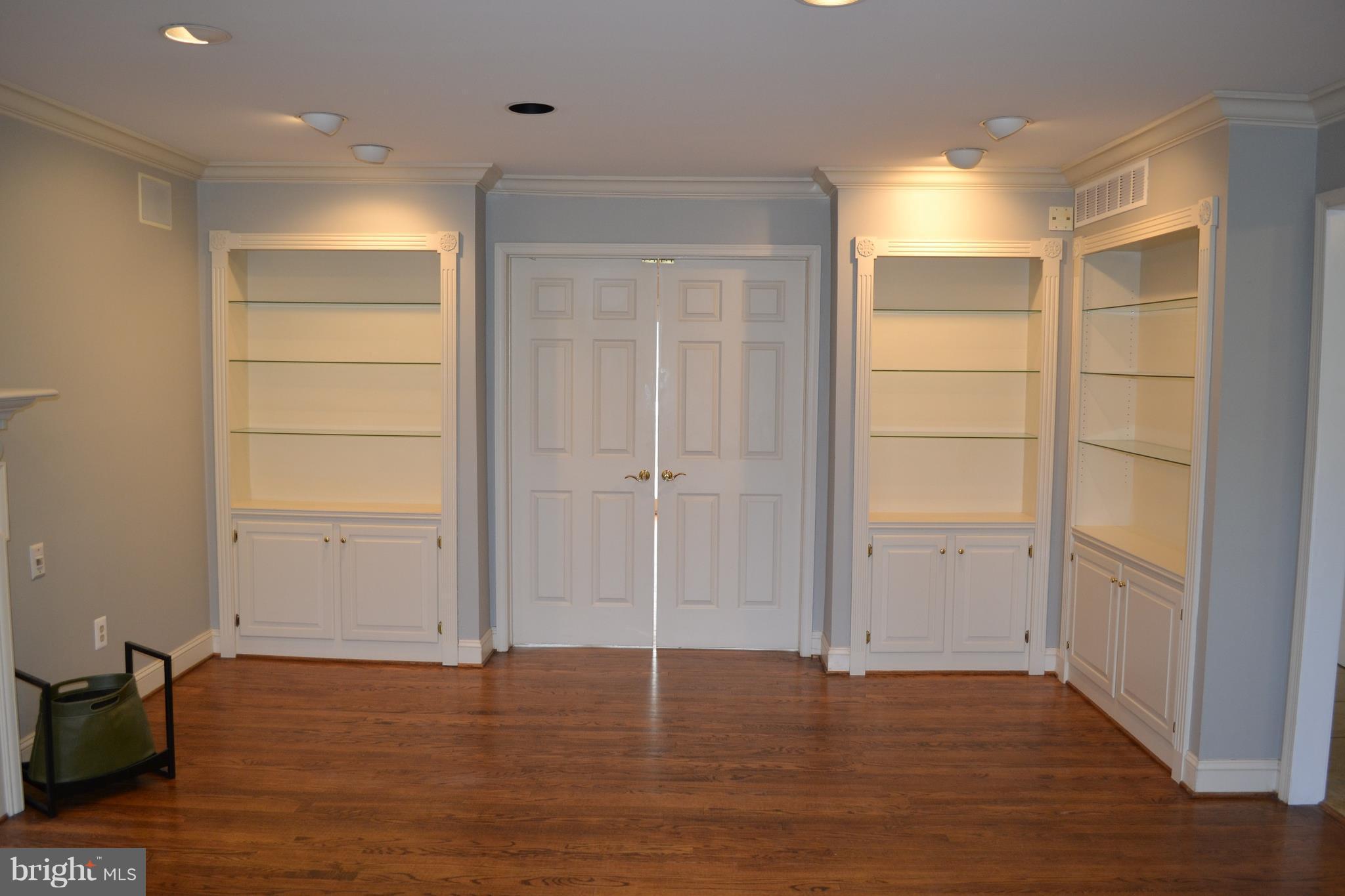 FIVE SPRINGS - Residential Lease