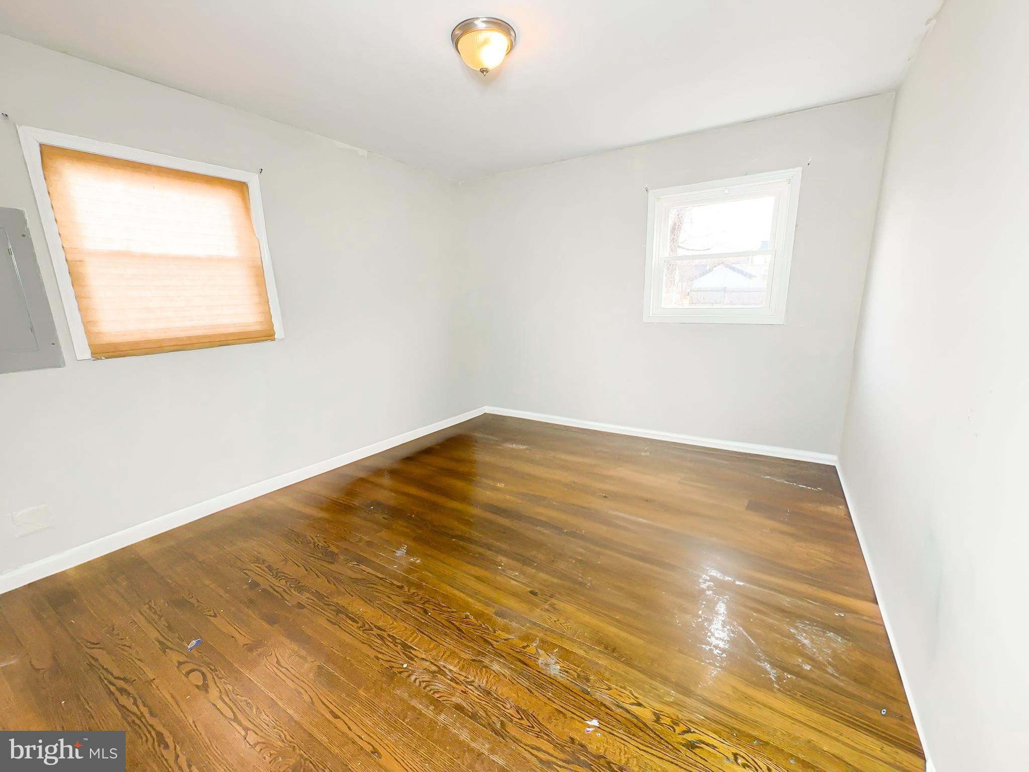 NORTH FORESTVILLE - Residential