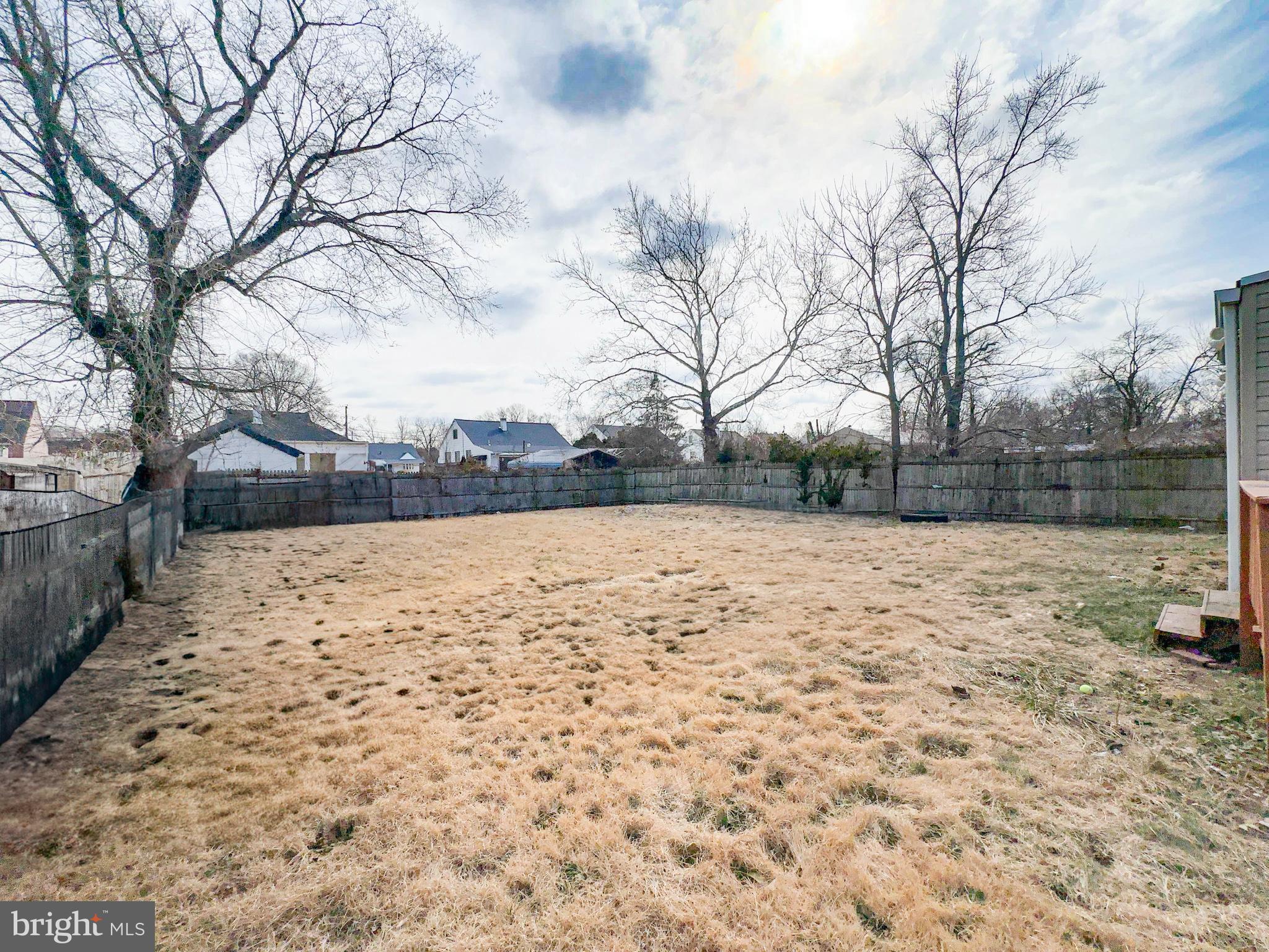 NORTH FORESTVILLE - Residential