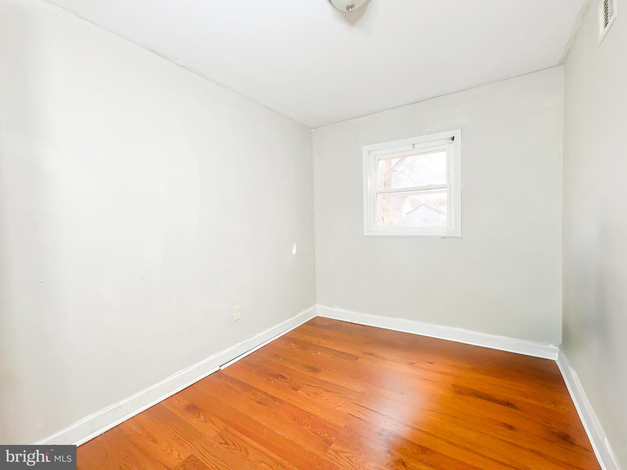 NORTH FORESTVILLE - Residential