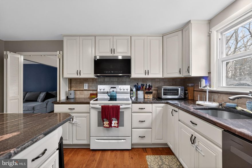 Welcome home! This charming split-level home is nestled in a great neighborhood on a secluded block—it’s truly all you’ll need to see.
Enter through the front door to a welcoming family room, perfect for gatherings and relaxation. Head up a few steps to the bright kitchen, featuring beautiful stone countertops, crisp white cabinetry, and stainless steel appliances. Adjacent to the kitchen is a spacious room ideal for formal dining. The partial open-concept design flows seamlessly into the living room, flooded with natural light—making it the perfect spot to unwind.
Continue upstairs to the upper level, where you’ll find three generously sized bedrooms, all freshly painted. The primary bedroom includes its own full en-suite bathroom, while the other two bedrooms share a conveniently located full bathroom.
On the entry level, there’s a convenient half bathroom and direct access to the attached garage—great for parking or extra storage.
Step out from the family room through sliding doors to a large deck, ideal for summer evenings. Pet owners will appreciate the fenced-in area just off the deck. The lower level houses the laundry and mechanicals, with potential to be finished into additional living space. This level also provides walk-out access to the backyard, featuring a fully fenced area and a stone patio that’s perfect for a fire pit on crisp fall nights.
Additional highlights include a recently replaced roof with a transferable warranty to the new owners.
Schedule your private showing today!