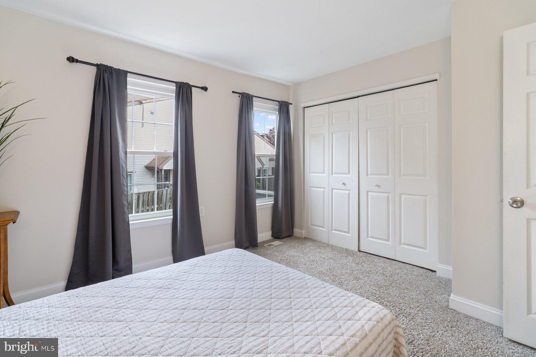 BALLENGER CREEK - Residential