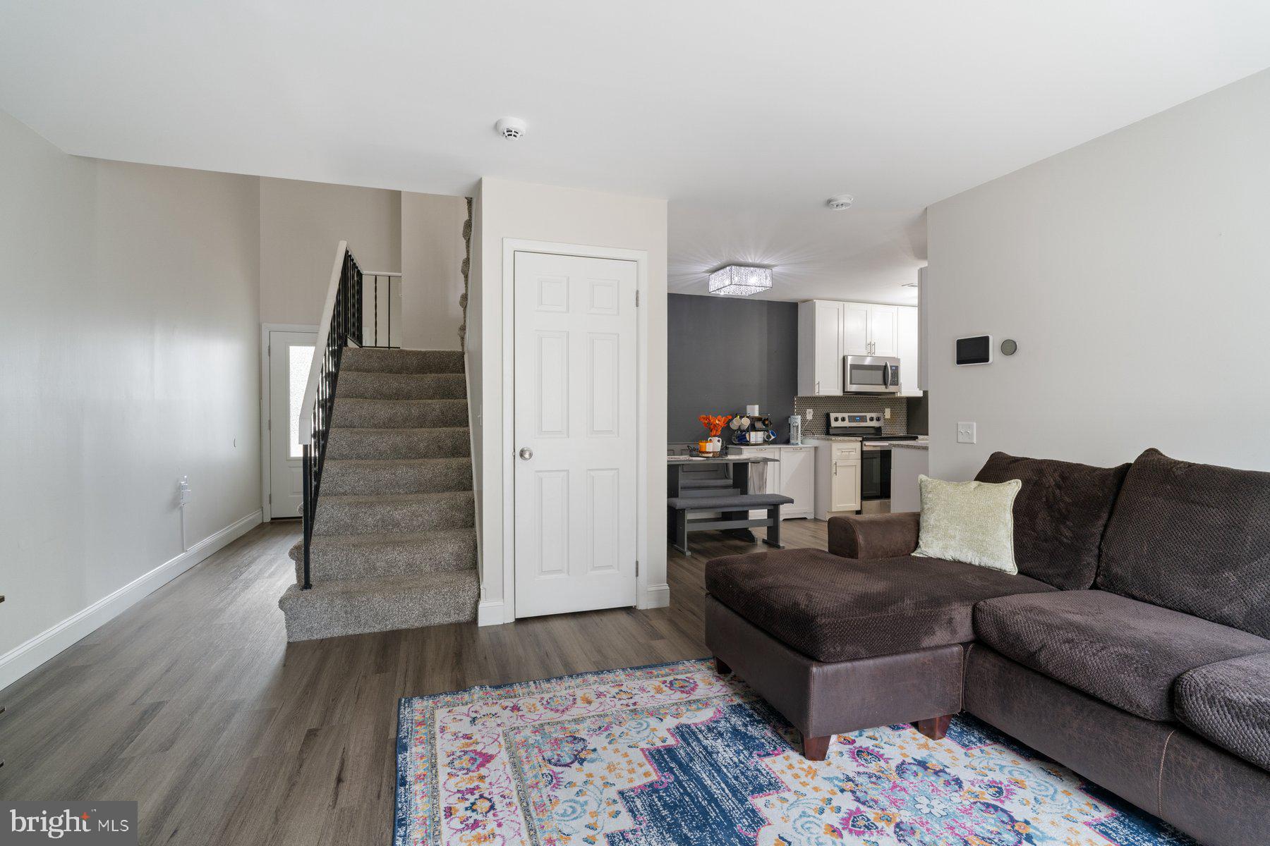 BALLENGER CREEK - Residential