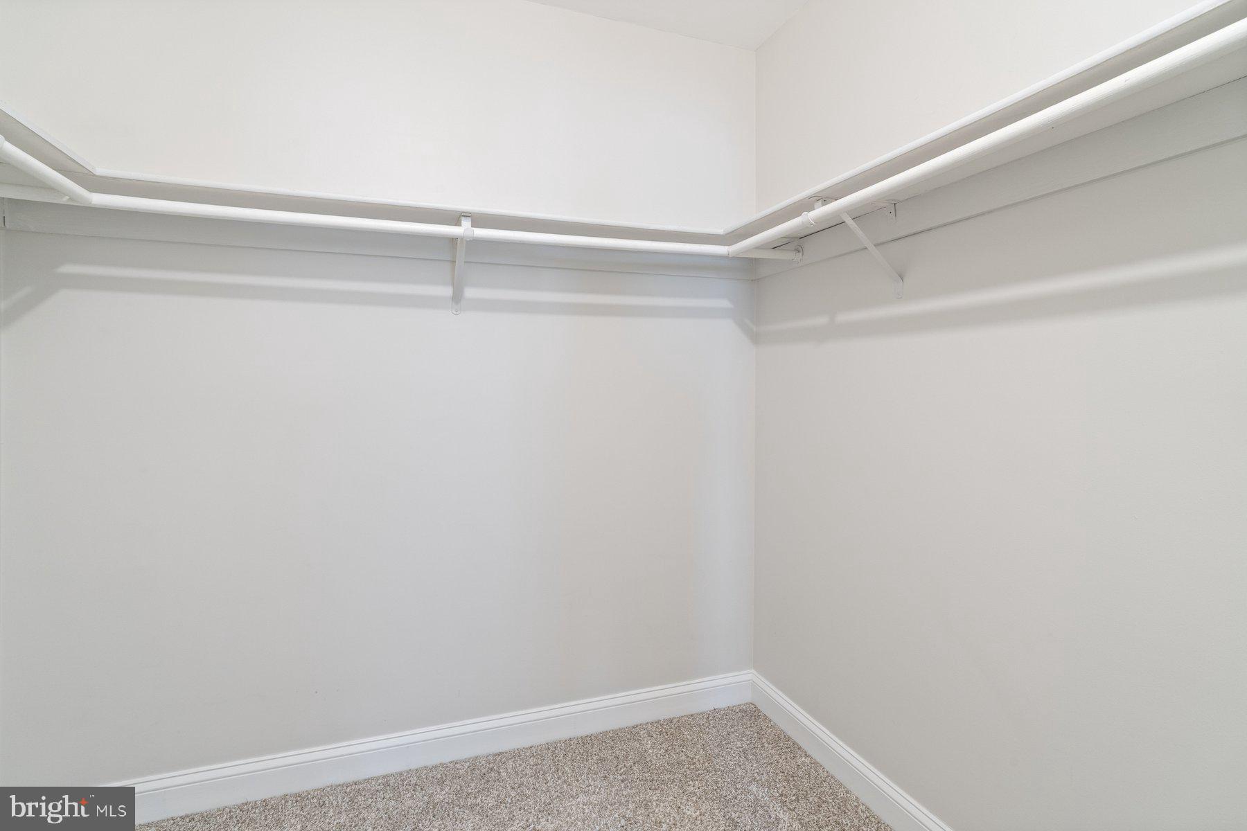 BALLENGER CREEK - Residential