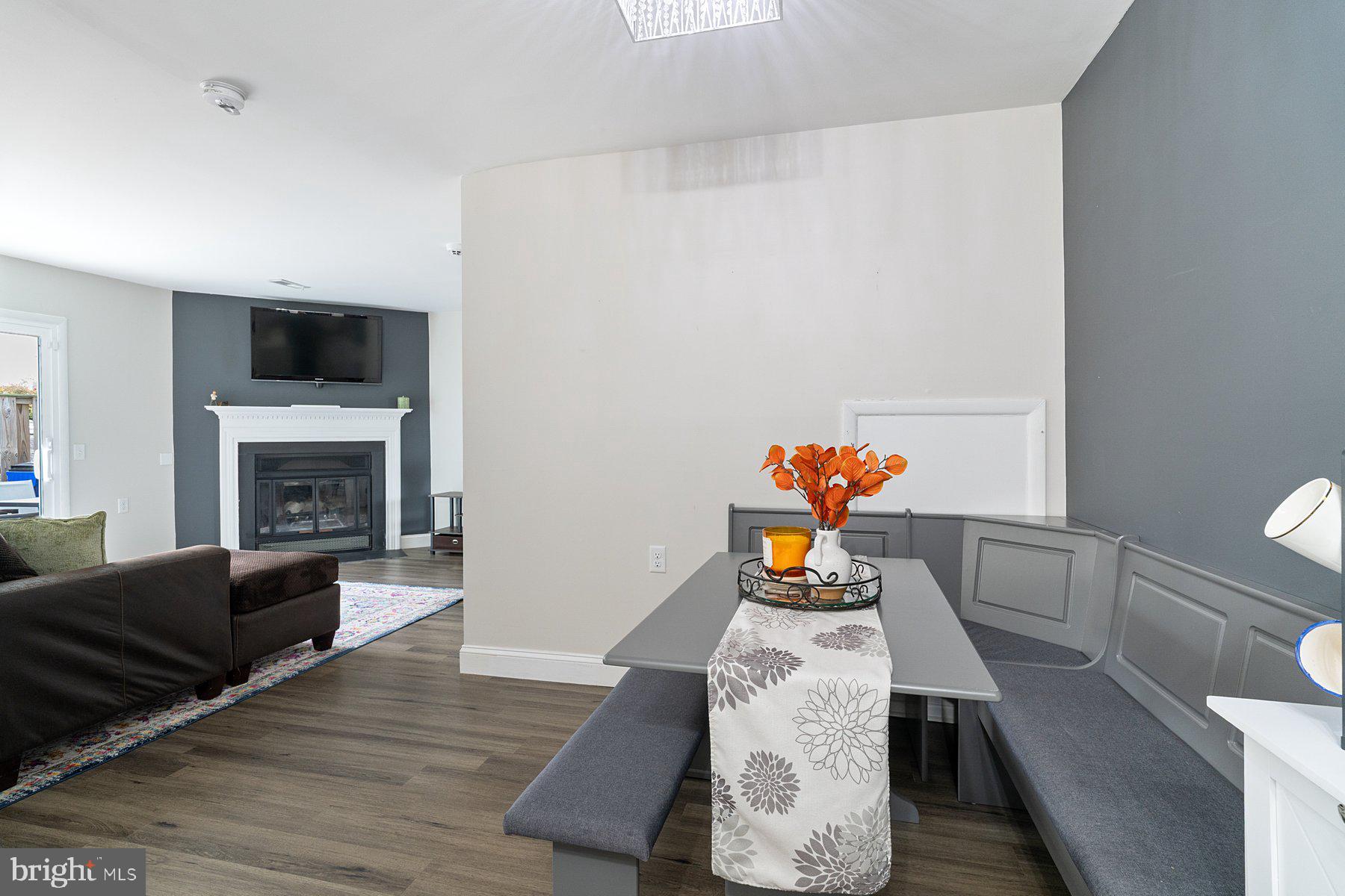 BALLENGER CREEK - Residential