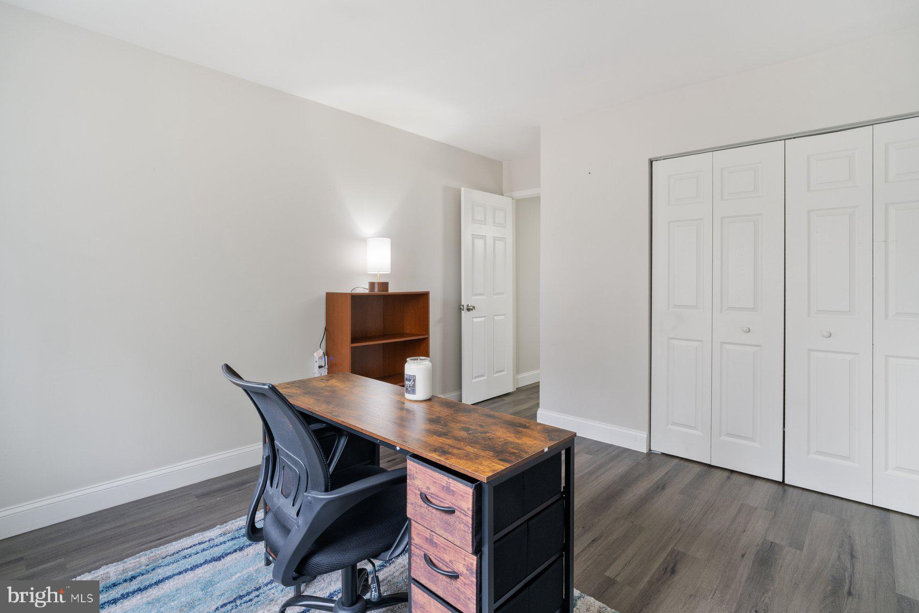 BALLENGER CREEK - Residential