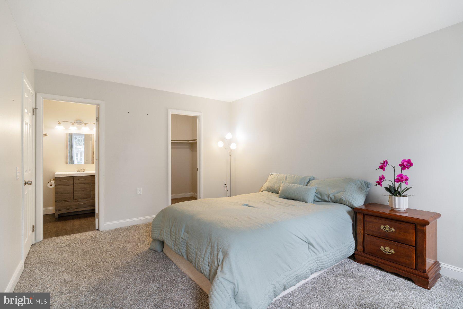 BALLENGER CREEK - Residential