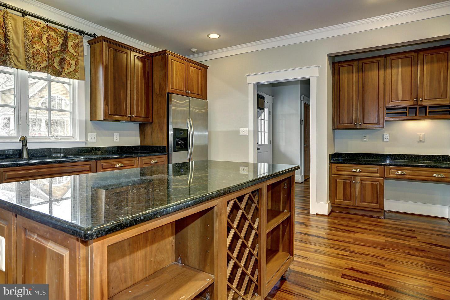 WEST VIENNA WOODS - Residential