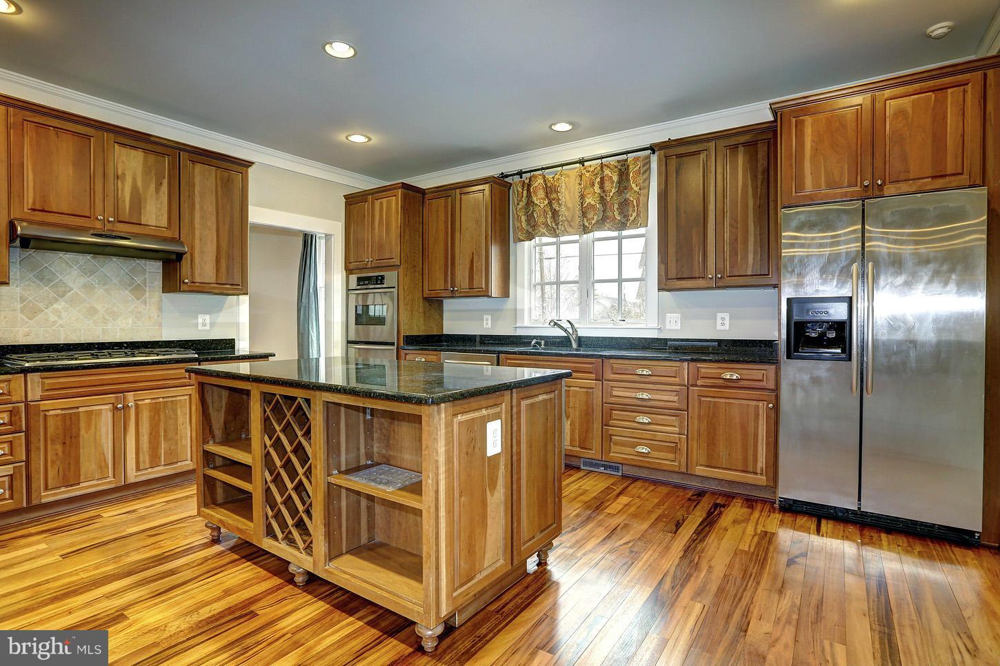 WEST VIENNA WOODS - Residential