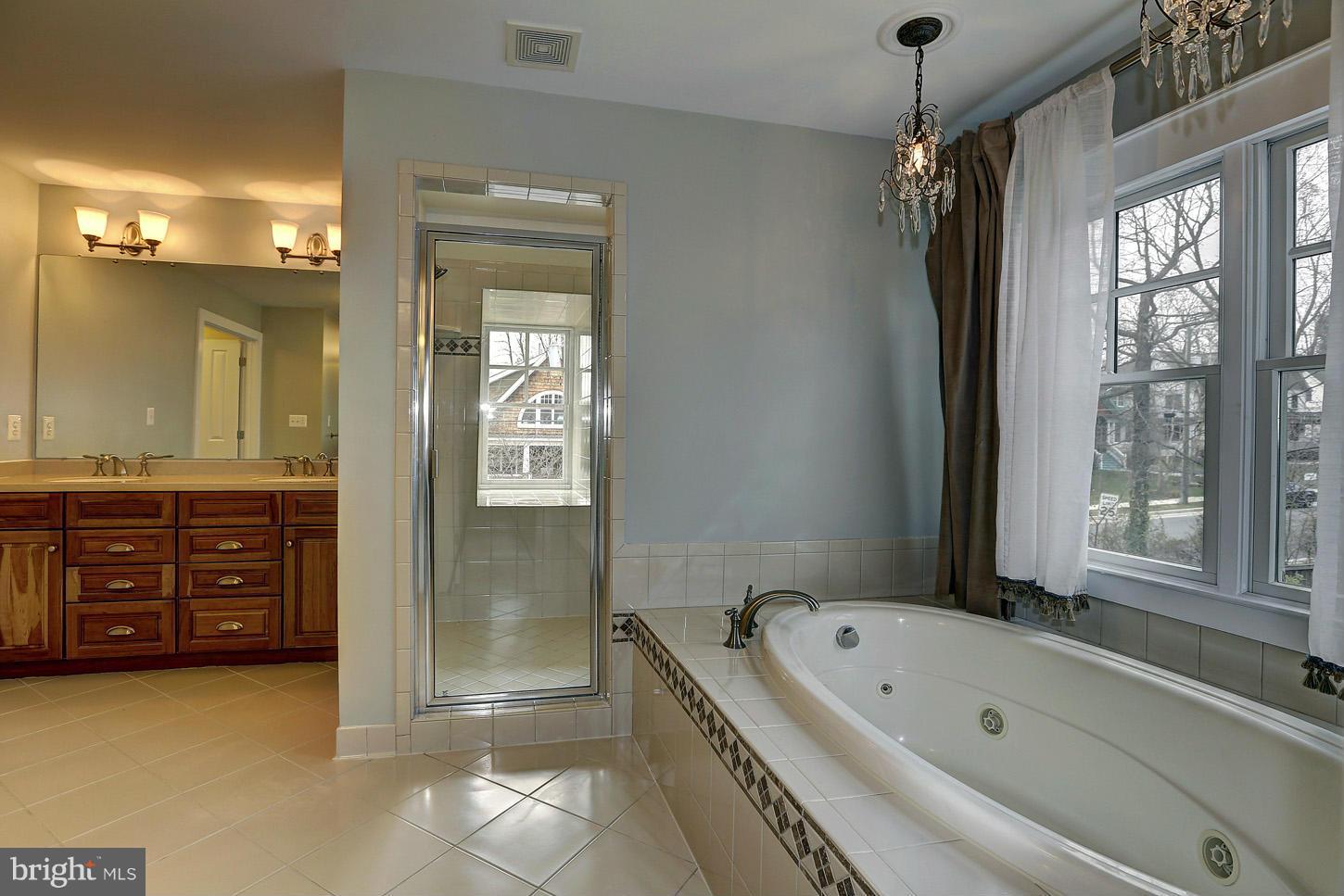 WEST VIENNA WOODS - Residential