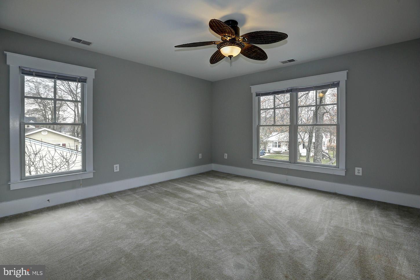 WEST VIENNA WOODS - Residential