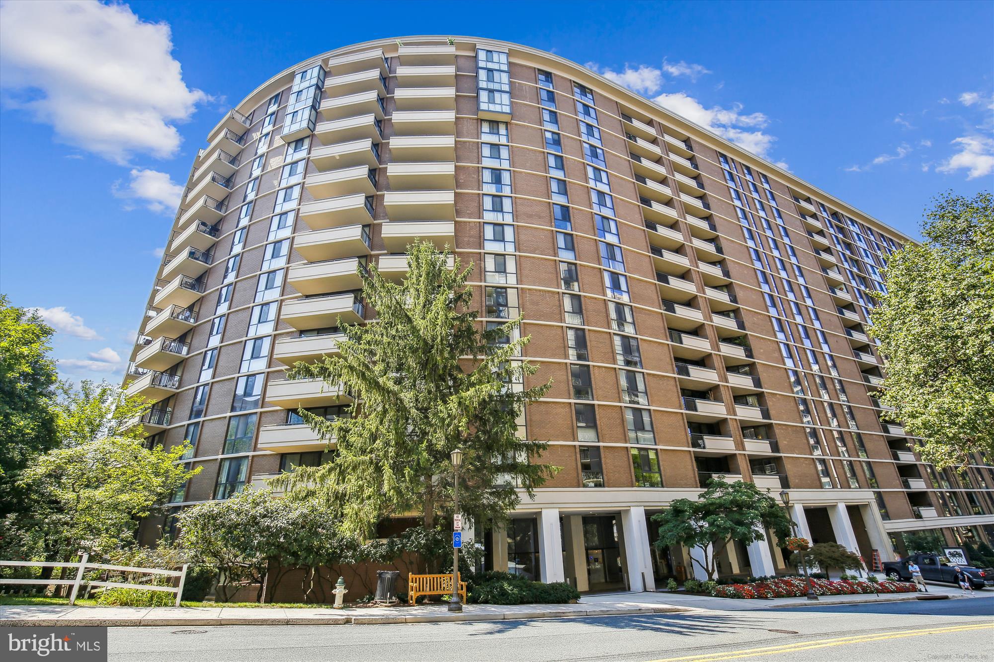 4620 NORTH PARK AVE - Residential