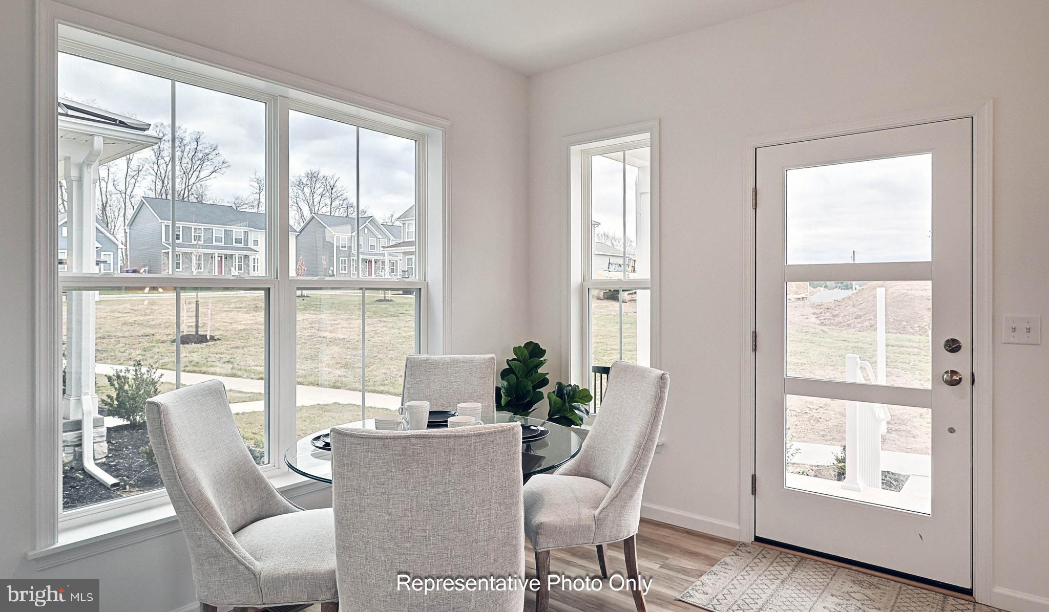 2422 HAWTHORNE DRIVE