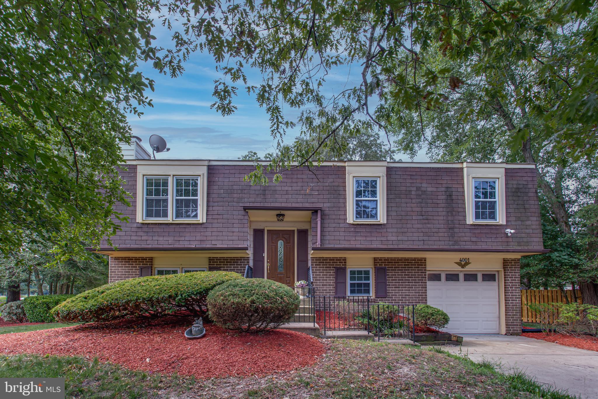 ST CHARLES BANNISTER - Residential